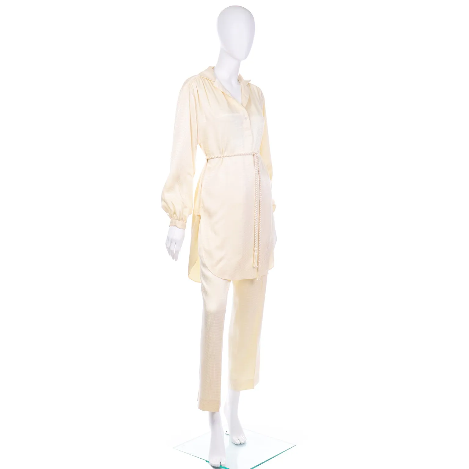 1970s Cream 2pc Tunic Blouse & Pants Ensemble with Belt