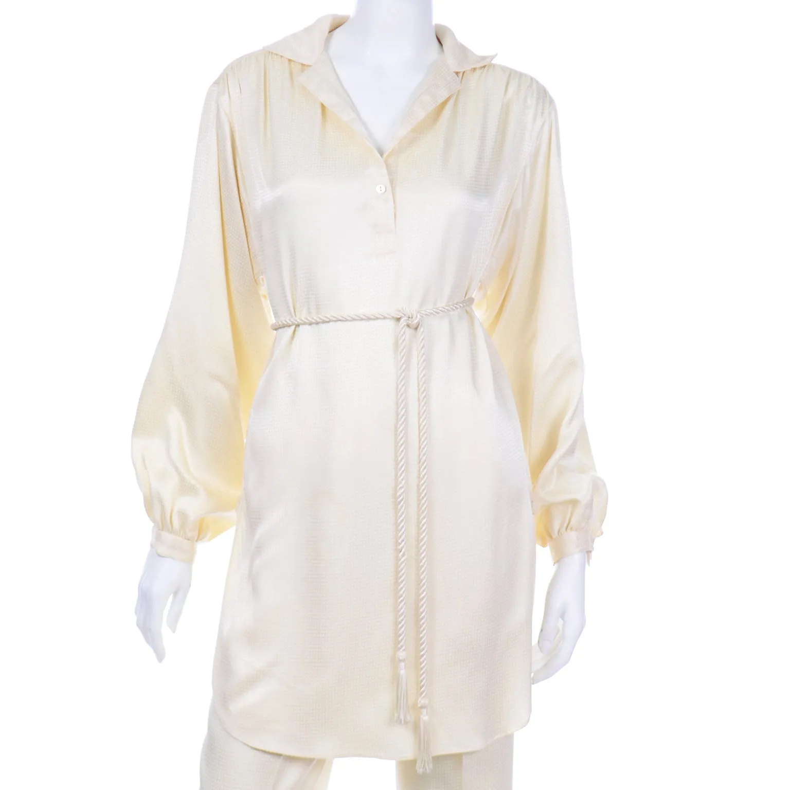 1970s Cream 2pc Tunic Blouse & Pants Ensemble with Belt