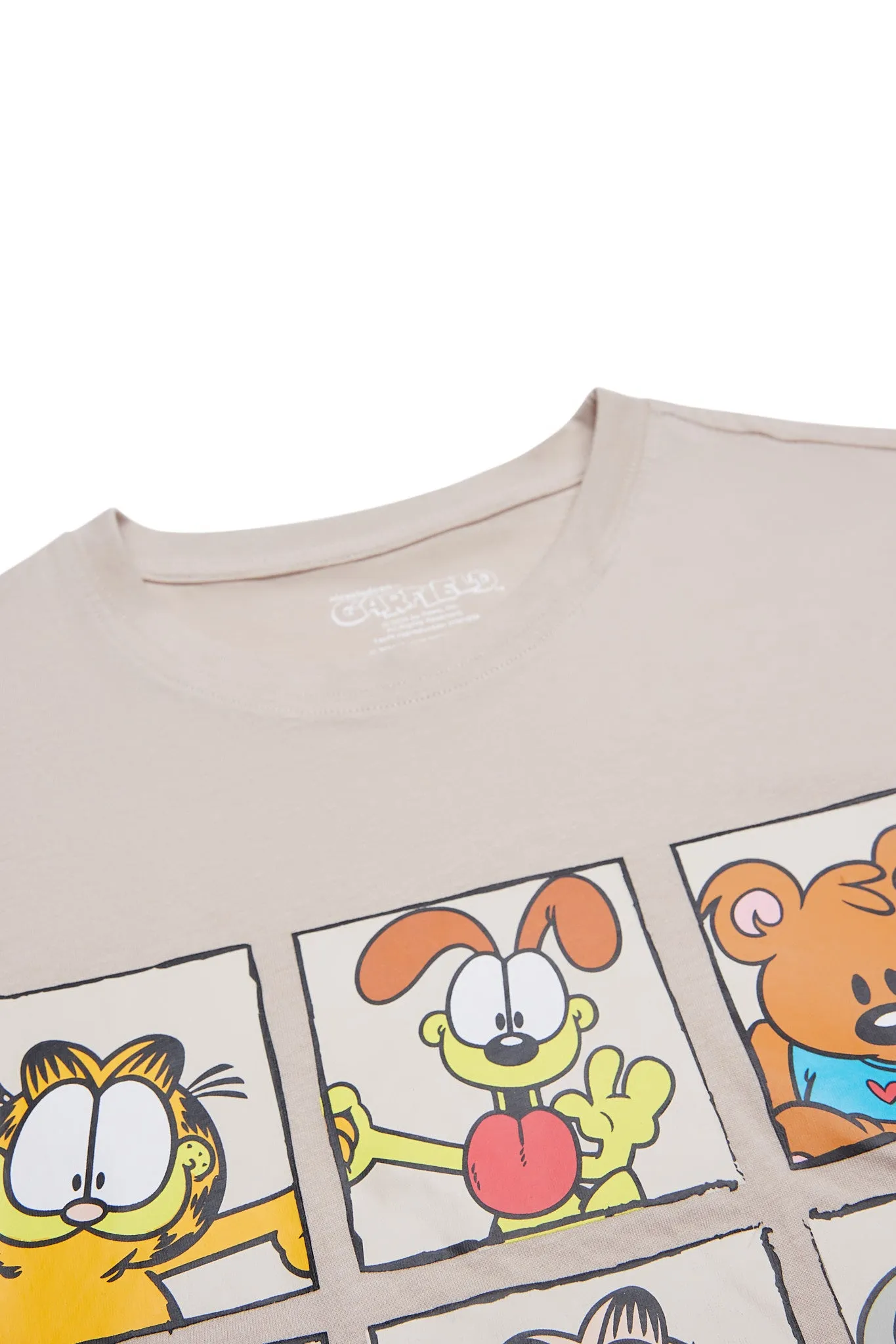 Garfield And Family Graphic Relaxed Tee