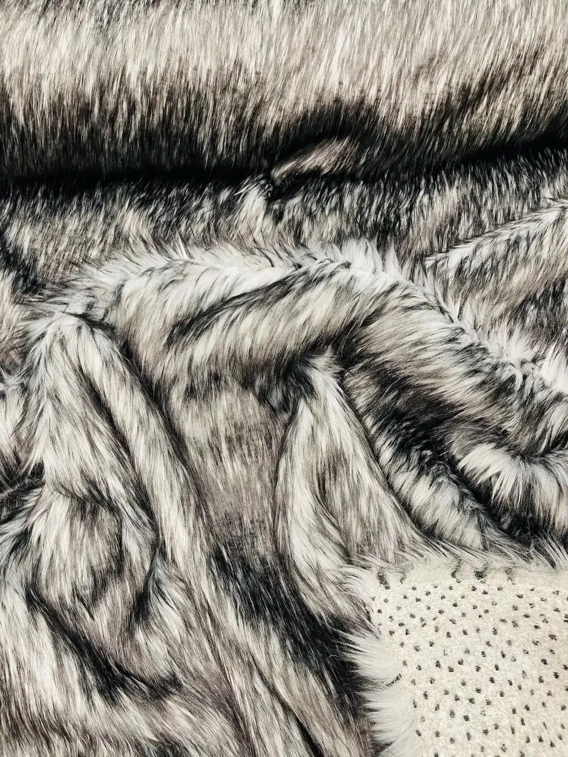 Husky Long Pile Fur Fabric - Black / White - Faux Husky Fur Fabric 2 Tone Shaggy Fur By Yard