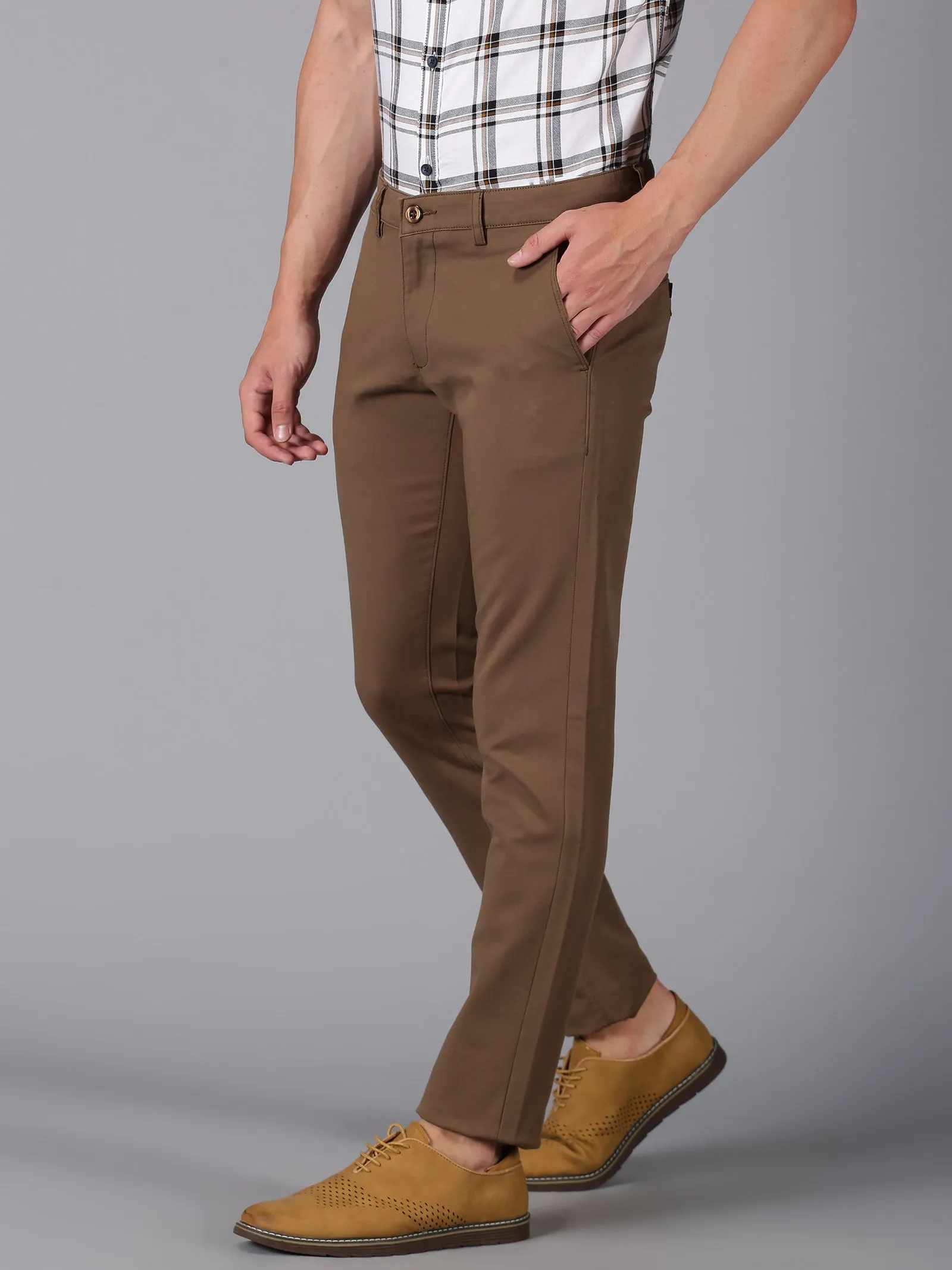 MEN'S WALNUT BROWN SOLID SLIM FIT TROUSER