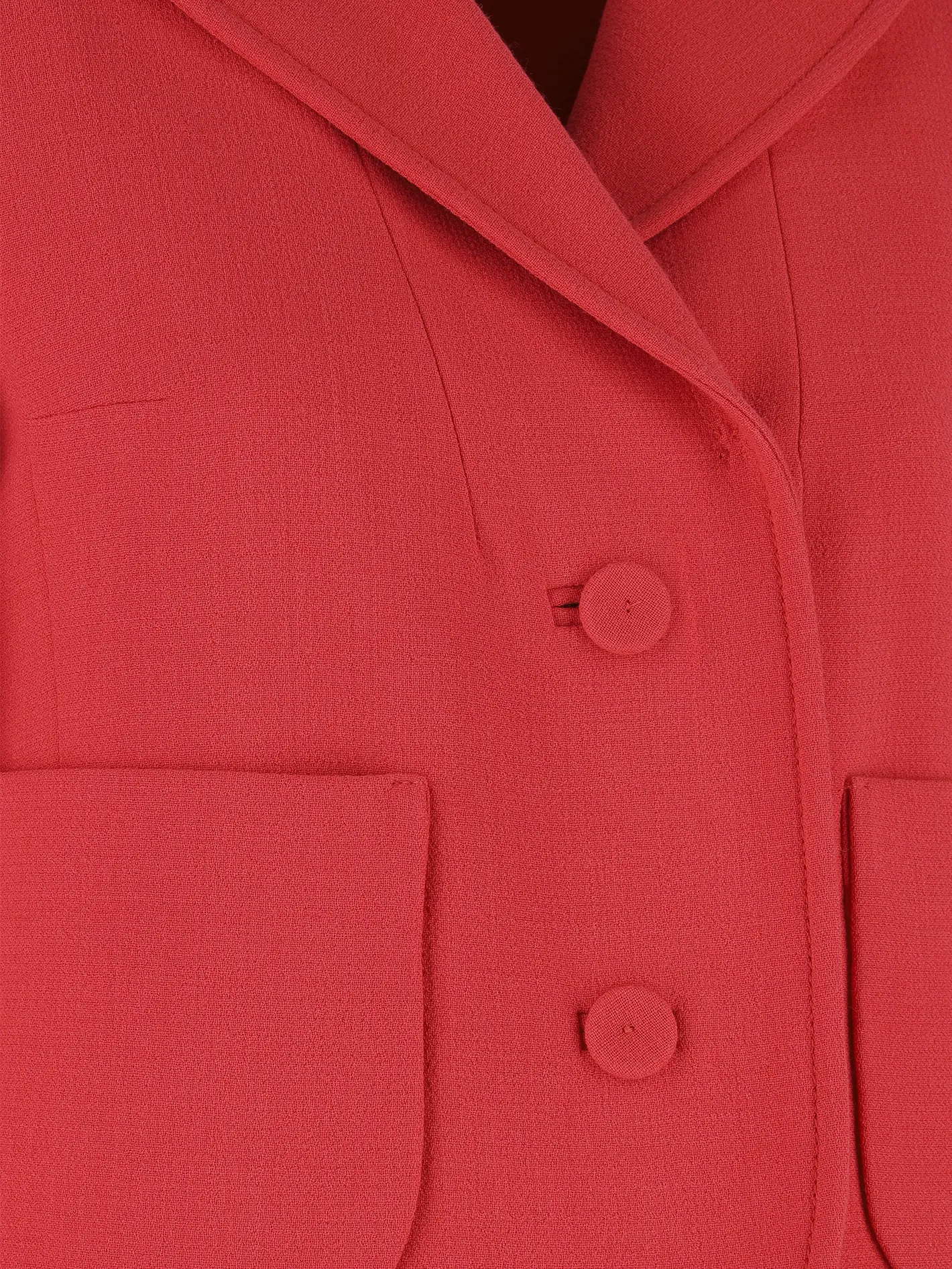 single-breasted skirt suit